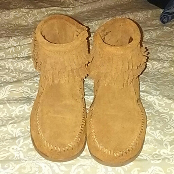 Native American shoes - Picture 2 of 3